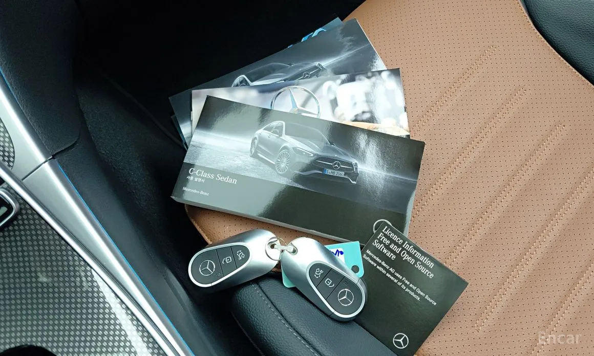 Фото 20 - Mercedes-Benz C-Class