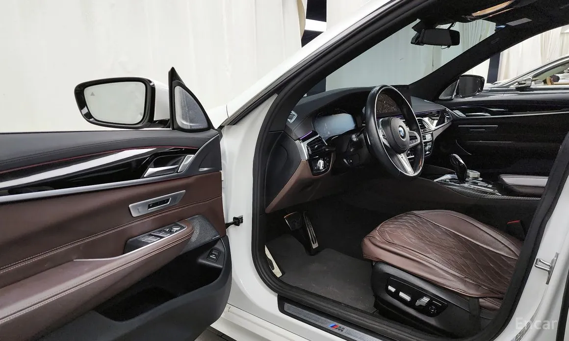 Фото 10 - BMW Gran Turismo