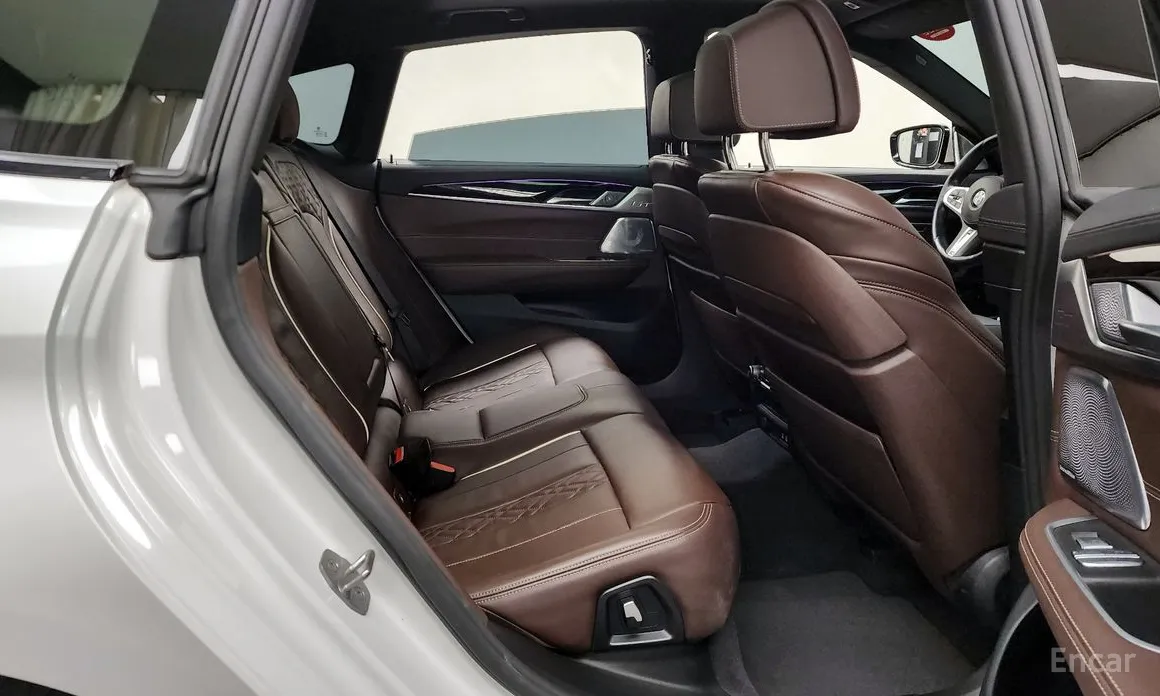 Фото 12 - BMW Gran Turismo