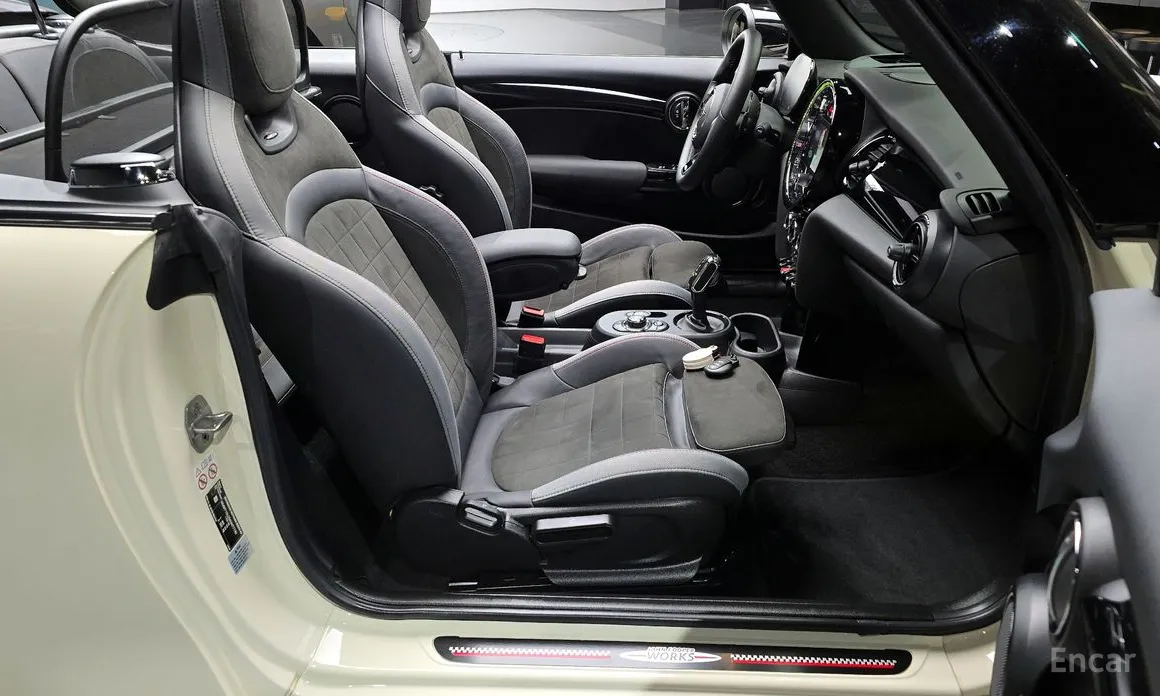 Фото 11 - Mini Cooper Convertible