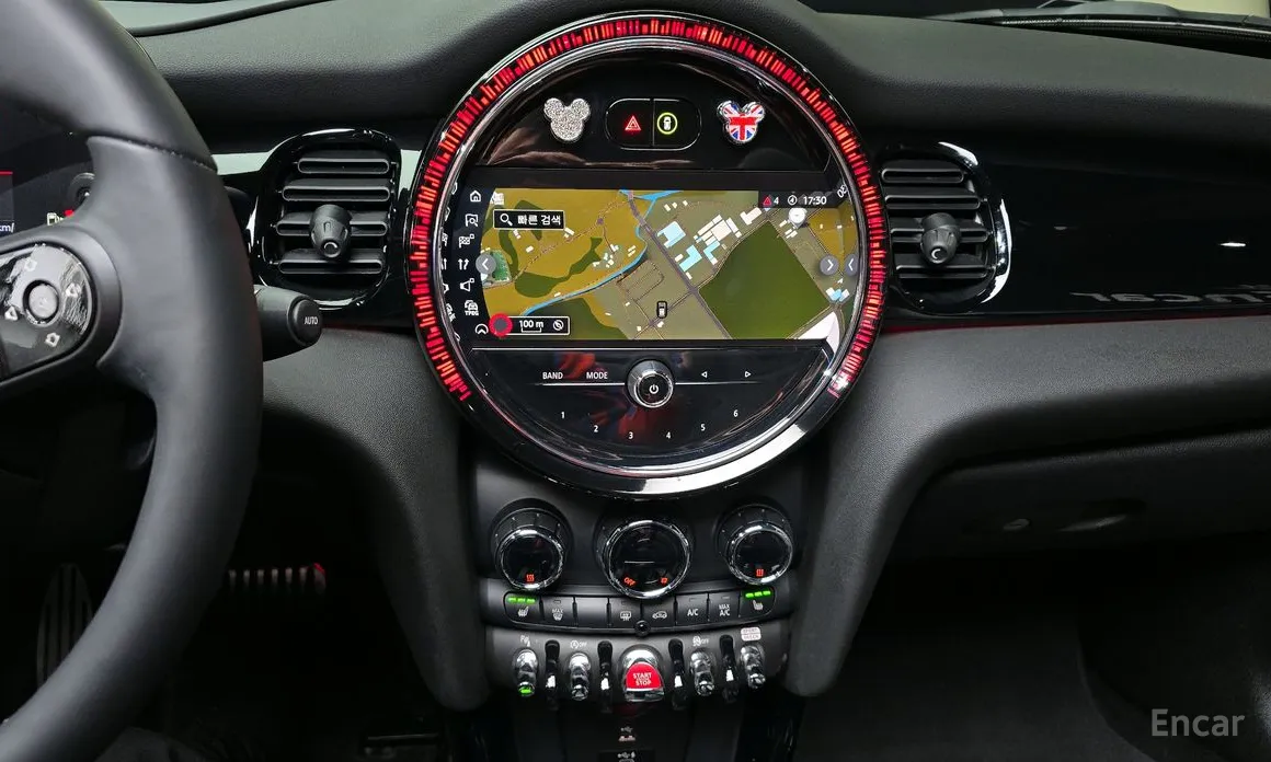 Фото 15 - Mini Cooper Convertible