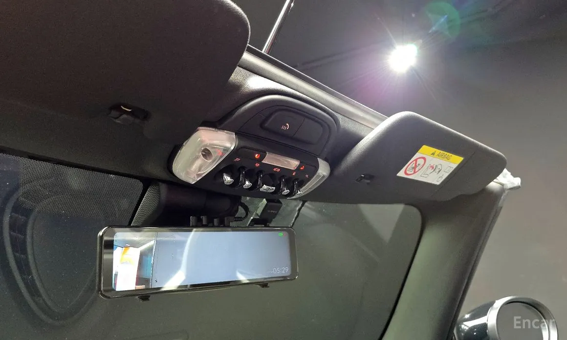 Фото 19 - Mini Cooper Convertible