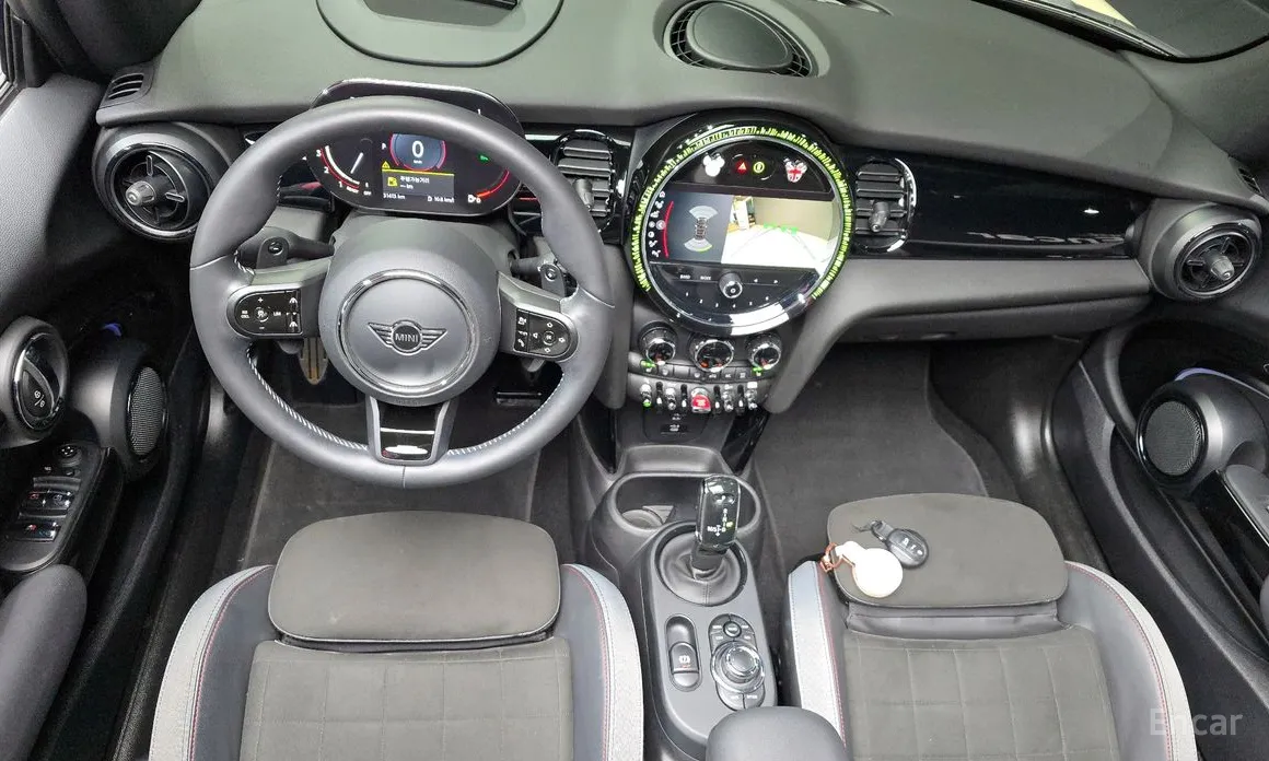 Фото 7 - Mini Cooper Convertible
