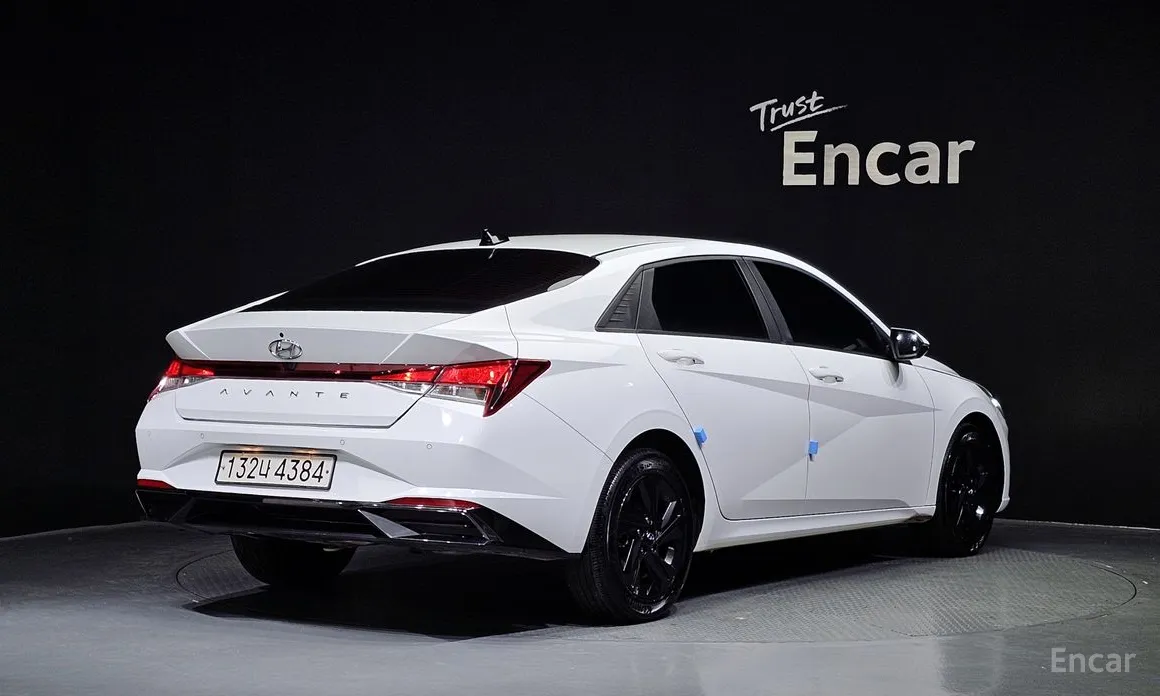 Фото 2 - Hyundai Avante