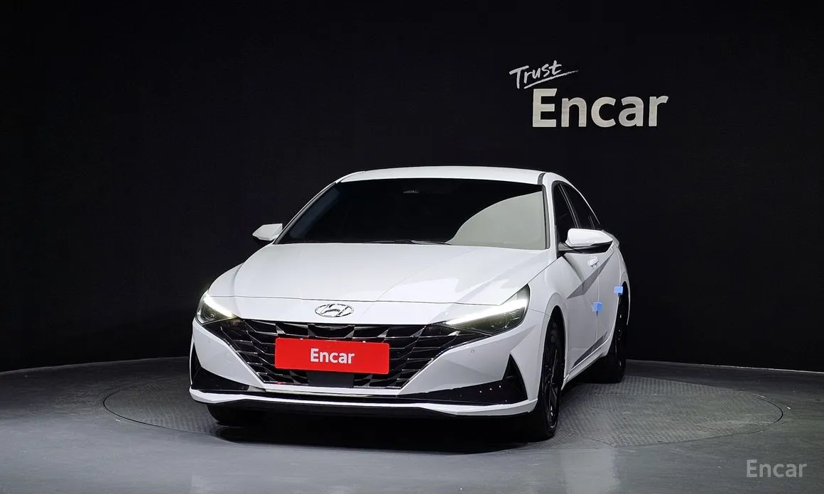 Фото 3 - Hyundai Avante