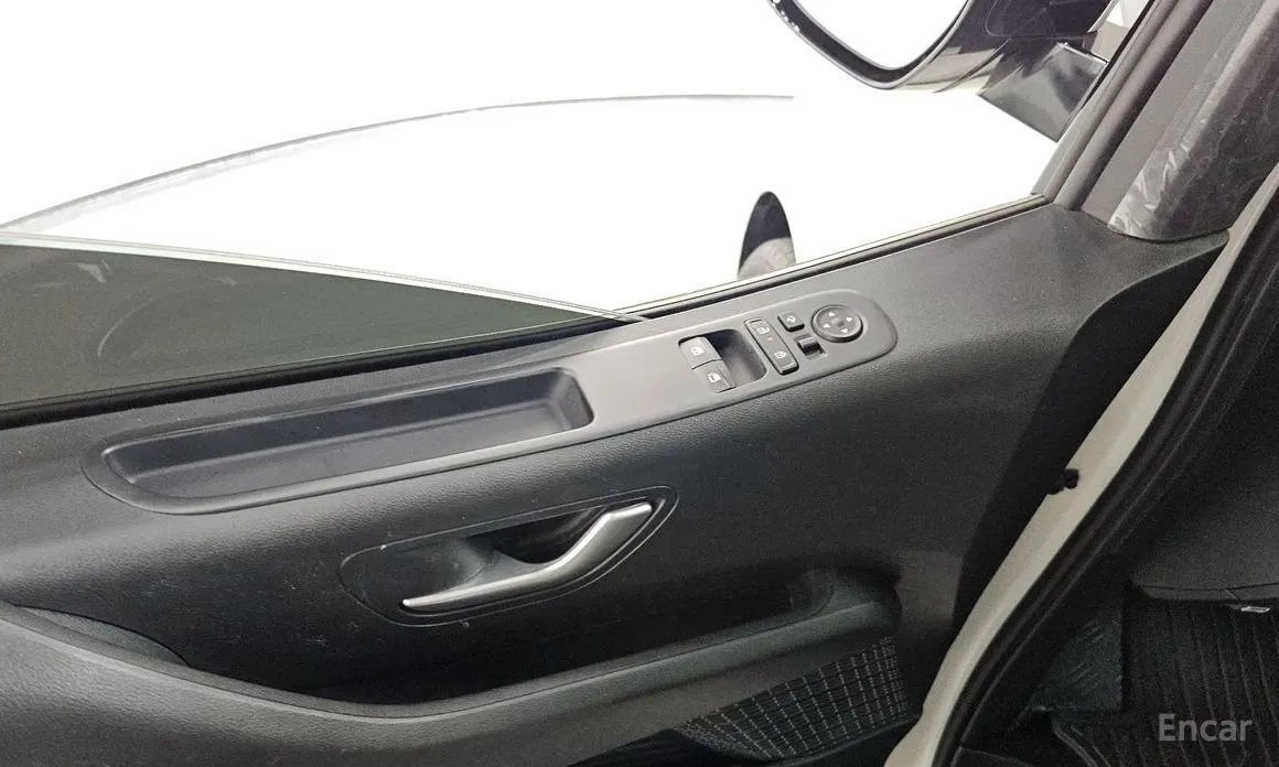 Фото 18 - Hyundai Staria