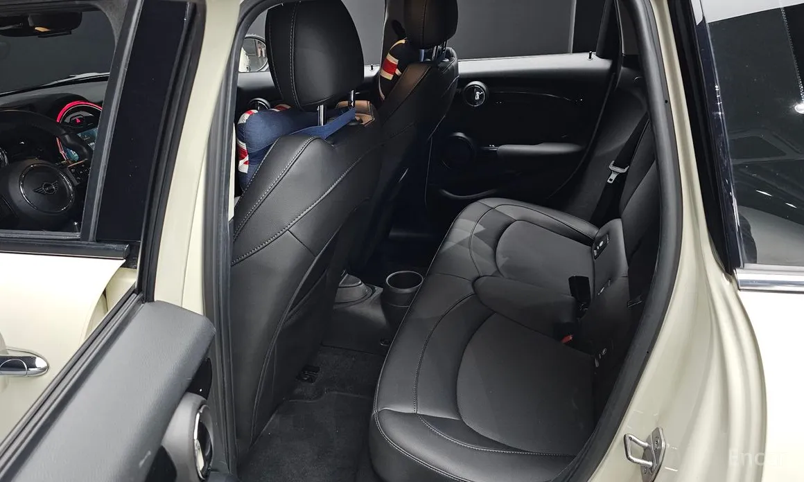 Фото 12 - Mini Cooper