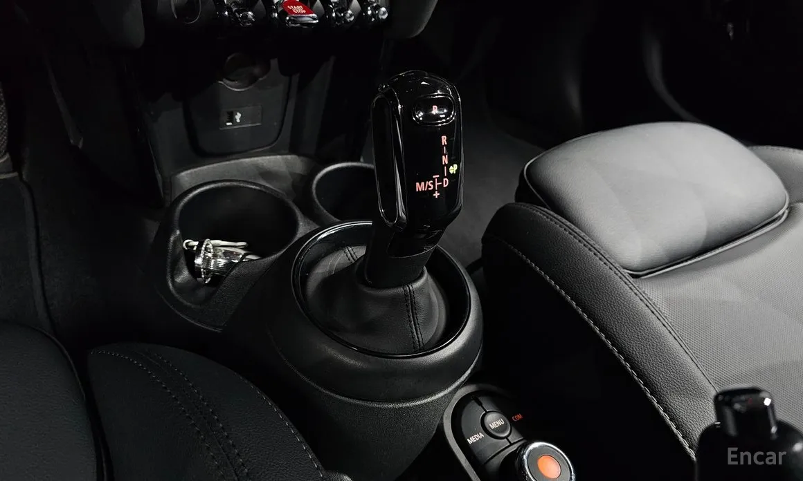 Фото 9 - Mini Cooper