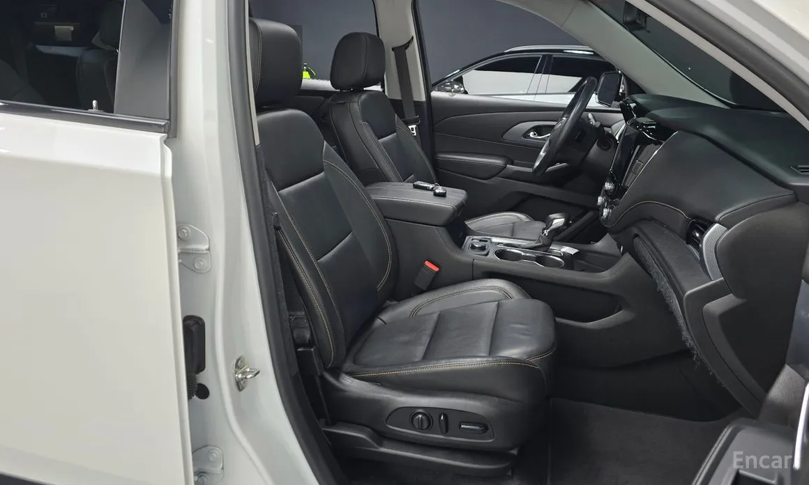 Фото 10 - Chevrolet Traverse