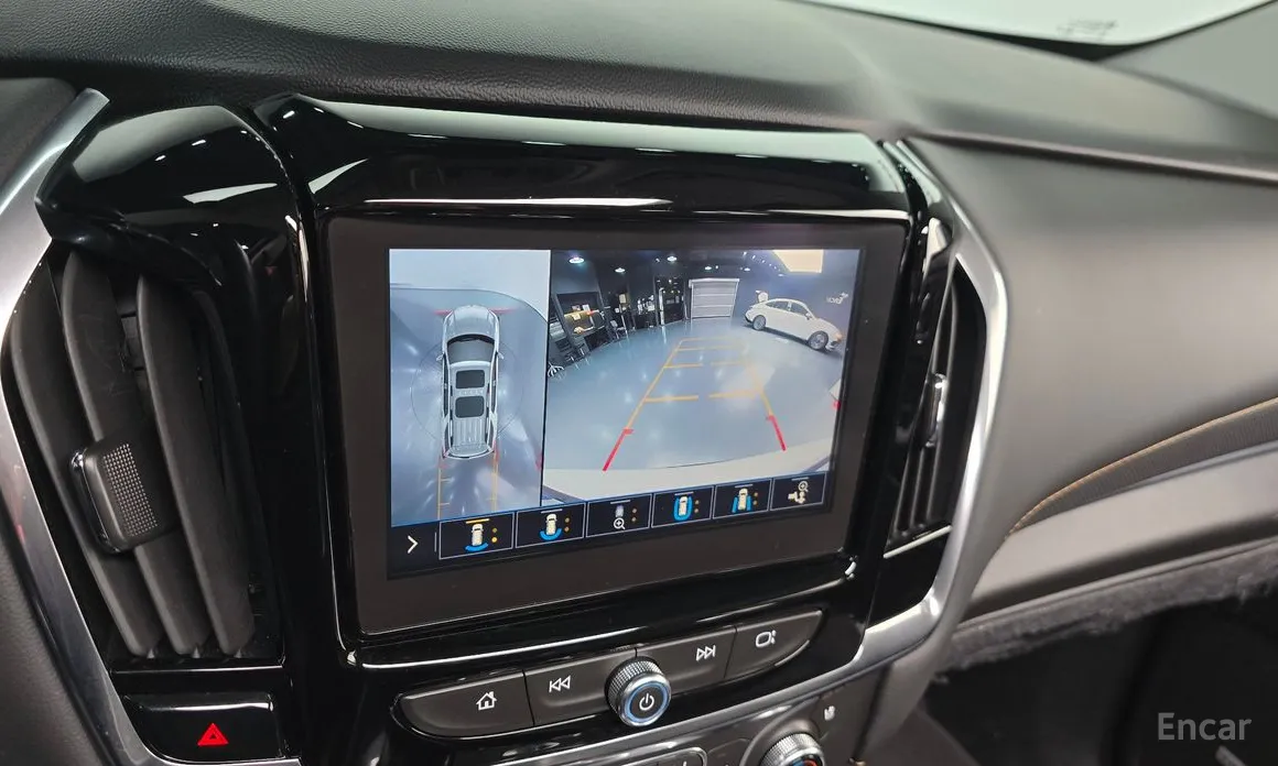 Фото 16 - Chevrolet Traverse