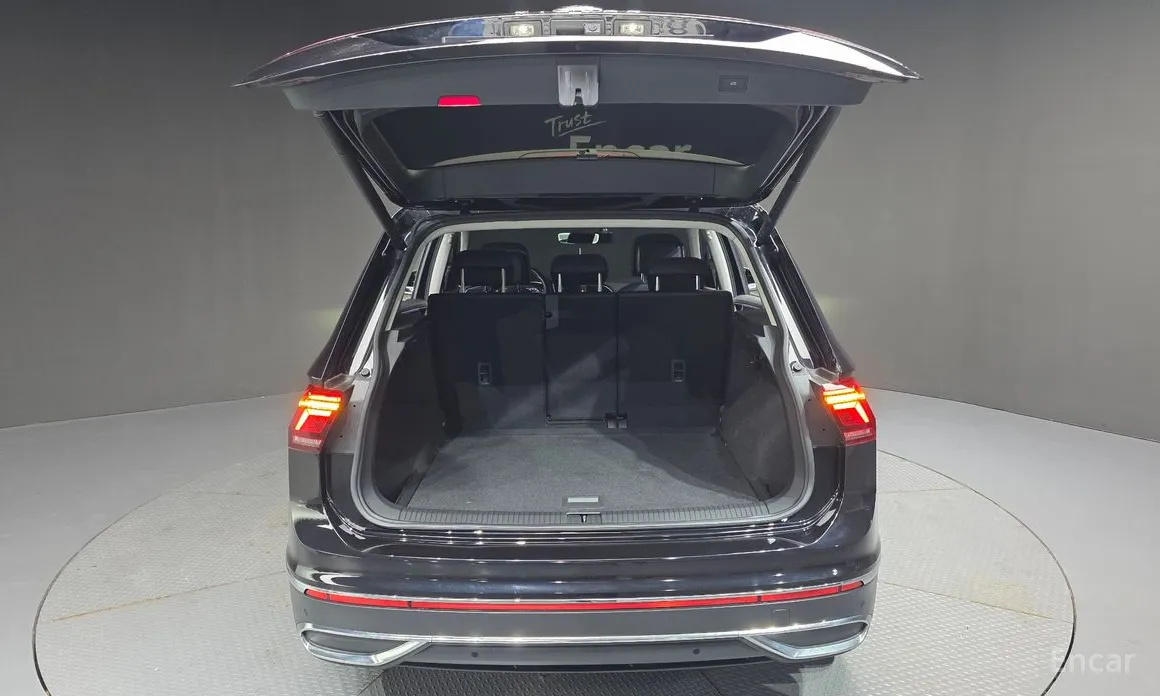 Фото 20 - Volkswagen Tiguan