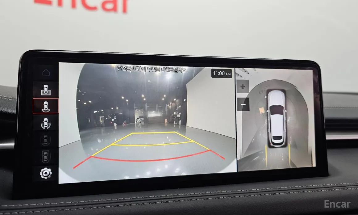 Фото 15 - Genesis G70