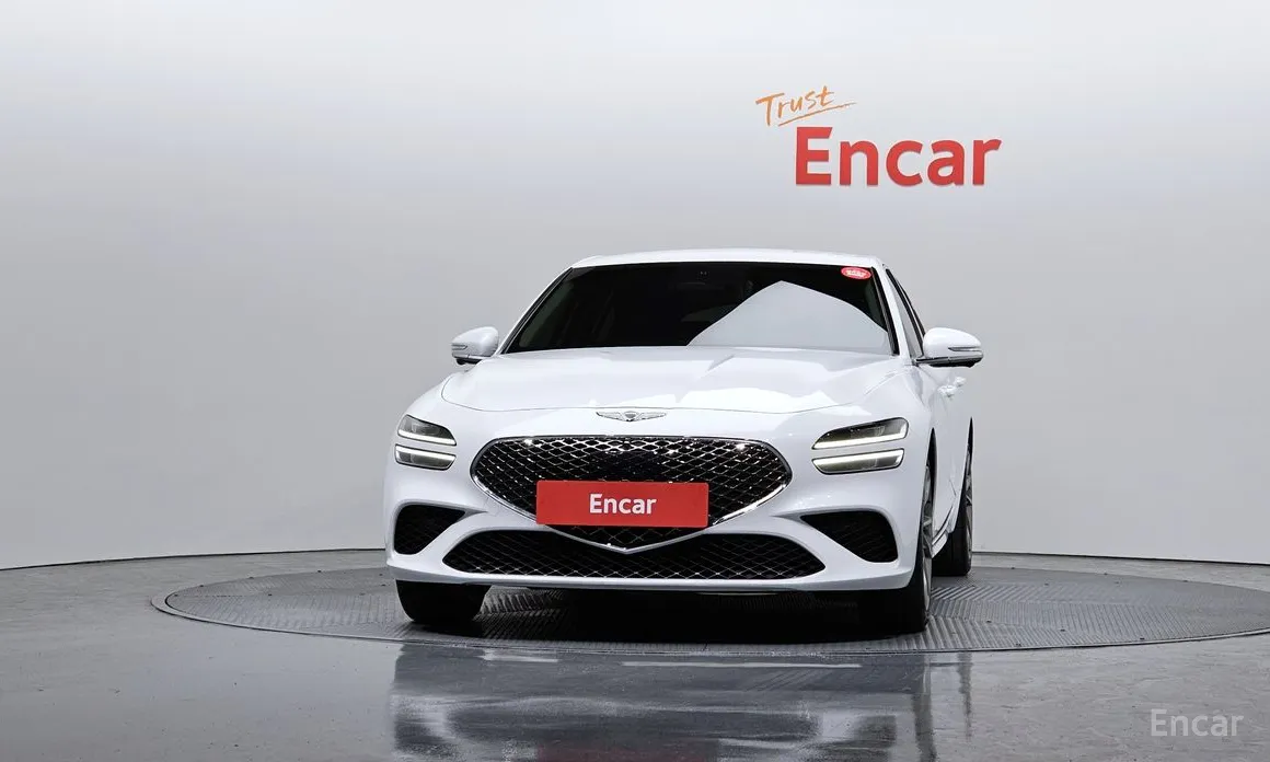 Фото 3 - Genesis G70