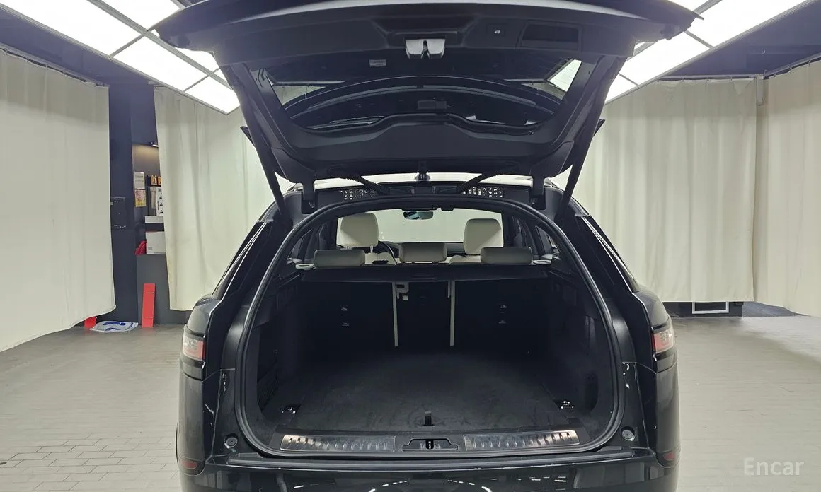Фото 20 - Land Rover Range Rover Velar