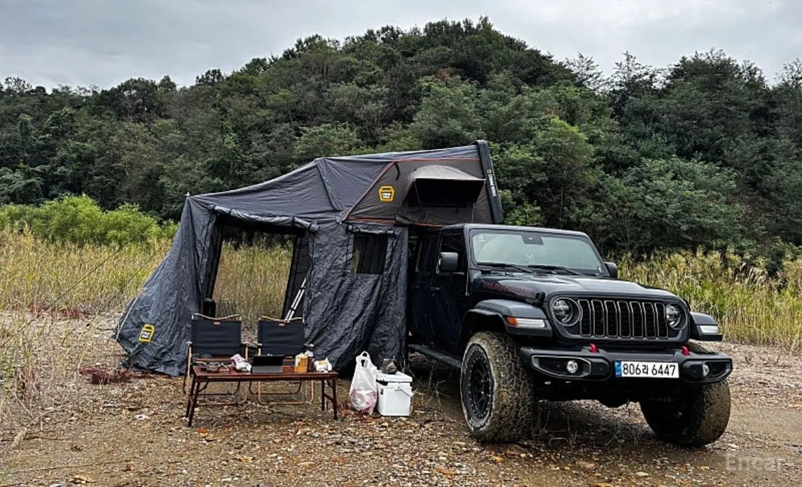 Фото 12 - Jeep Gladiator