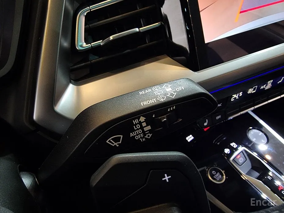 Фото 14 - Audi Q4 e-tron