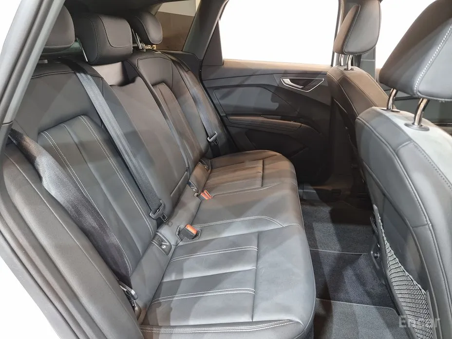 Фото 18 - Audi Q4 e-tron