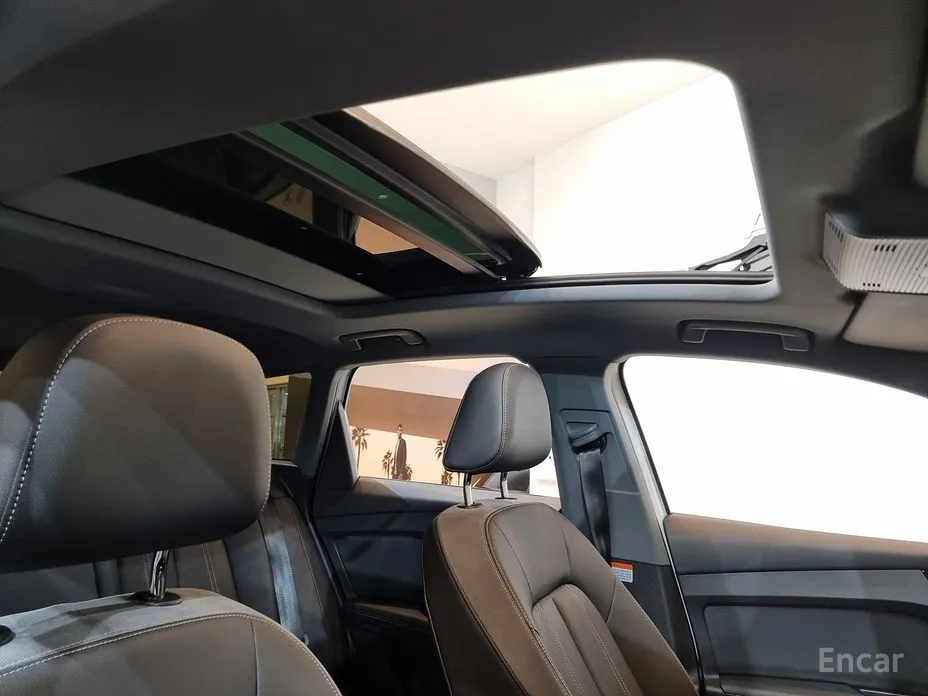 Фото 19 - Audi Q4 e-tron