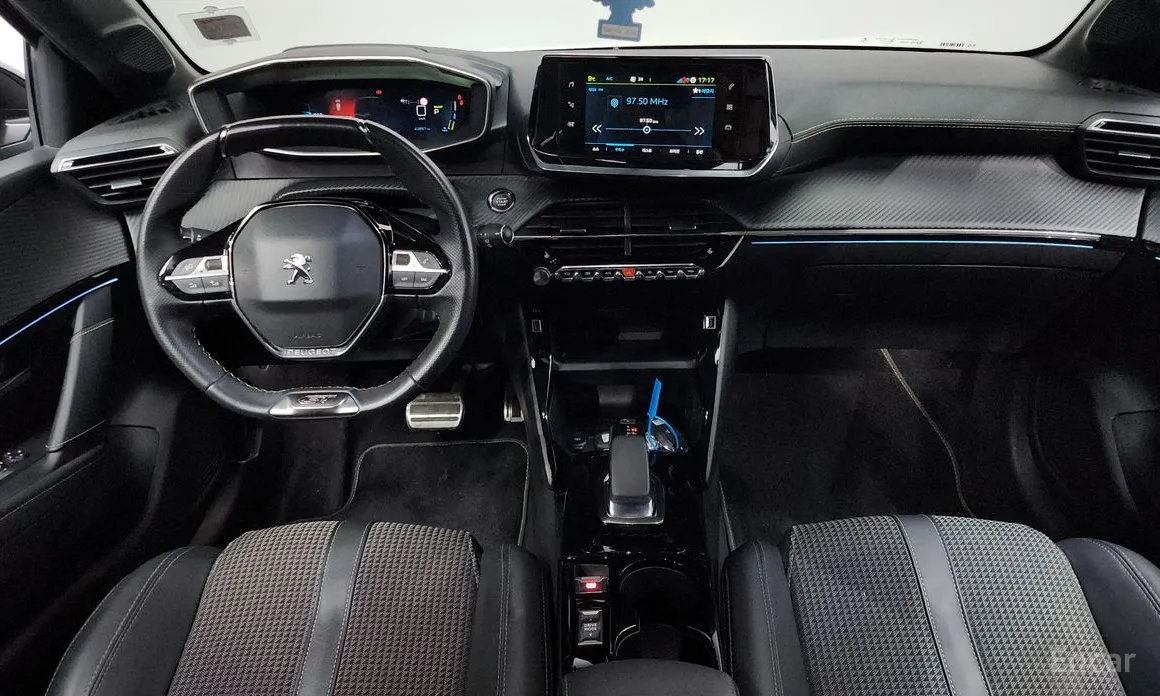 Фото 7 - Peugeot 208