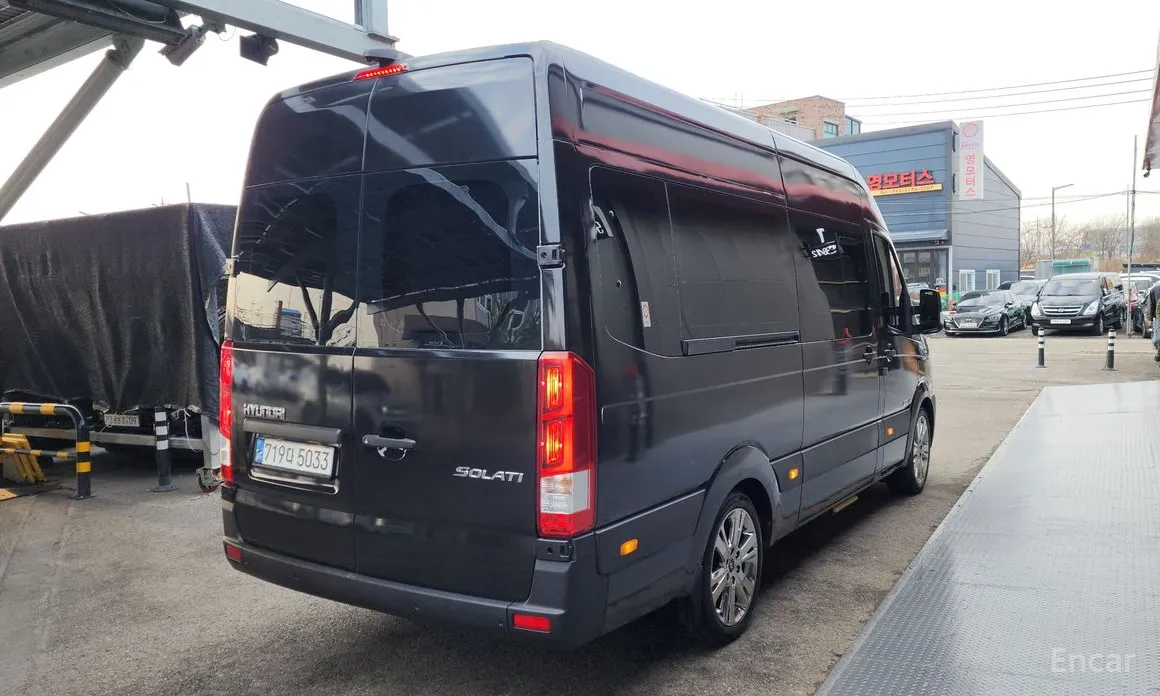 Фото 2 - Hyundai Solati