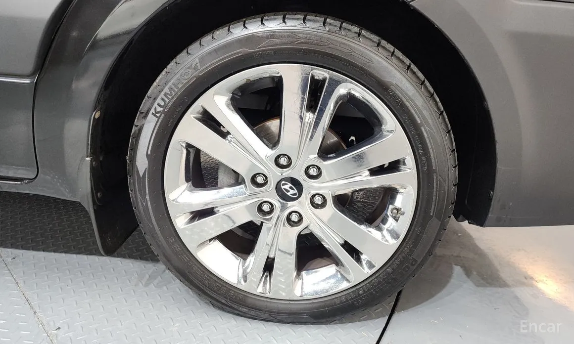 Фото 5 - Hyundai Solati