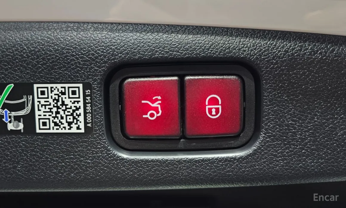 Фото 20 - Mercedes-Benz E-Class