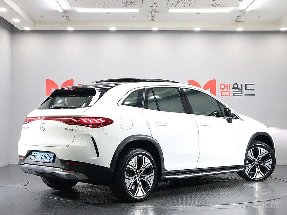 Фото 2 - Mercedes-Benz EQE