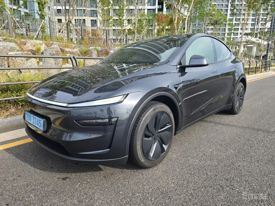 Фото 1 - Tesla Model Y