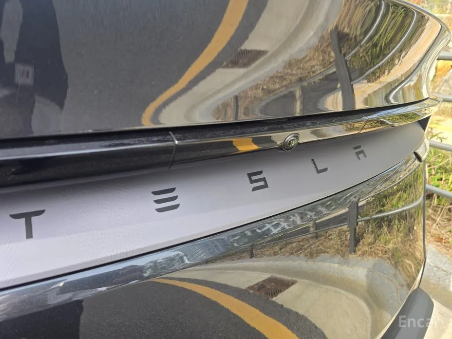 Фото 20 - Tesla Model Y