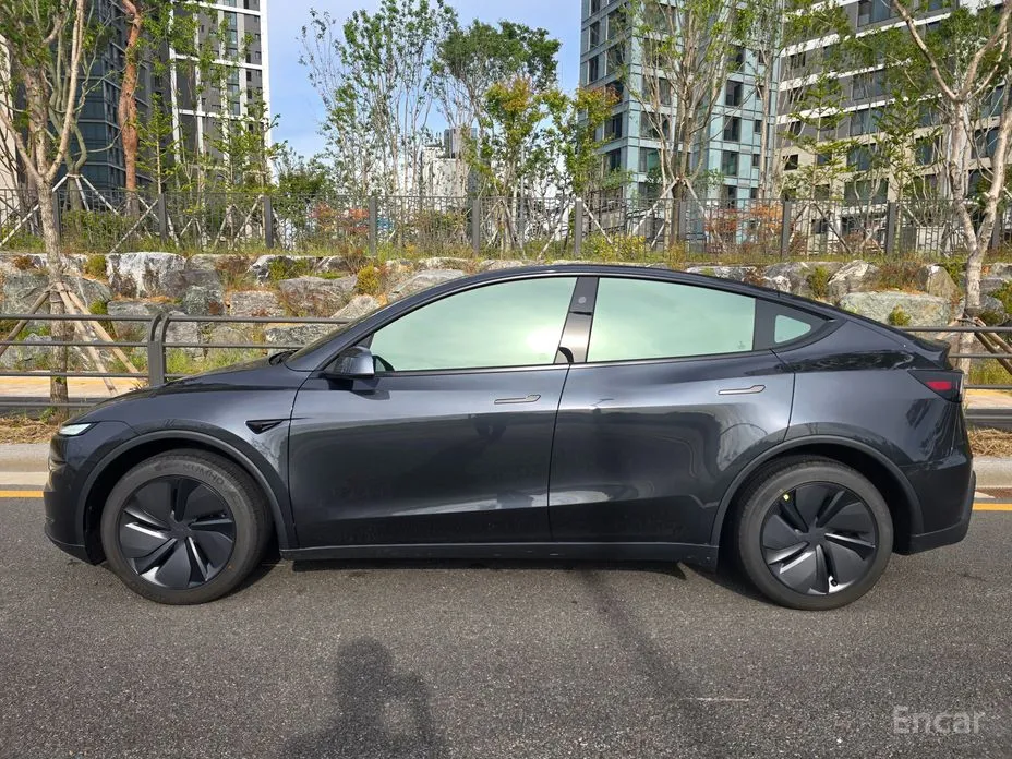 Фото 6 - Tesla Model Y