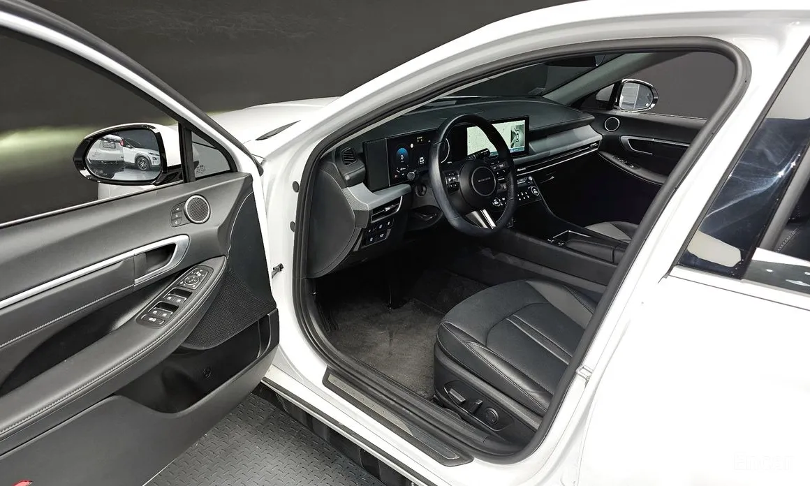 Фото 11 - Hyundai Sonata