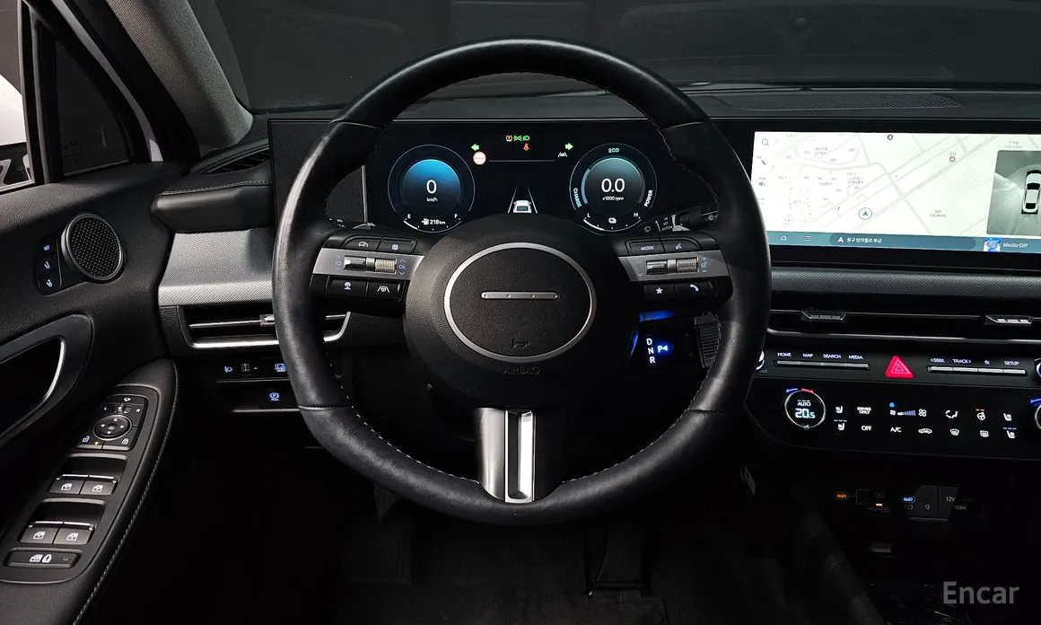 Фото 13 - Hyundai Sonata