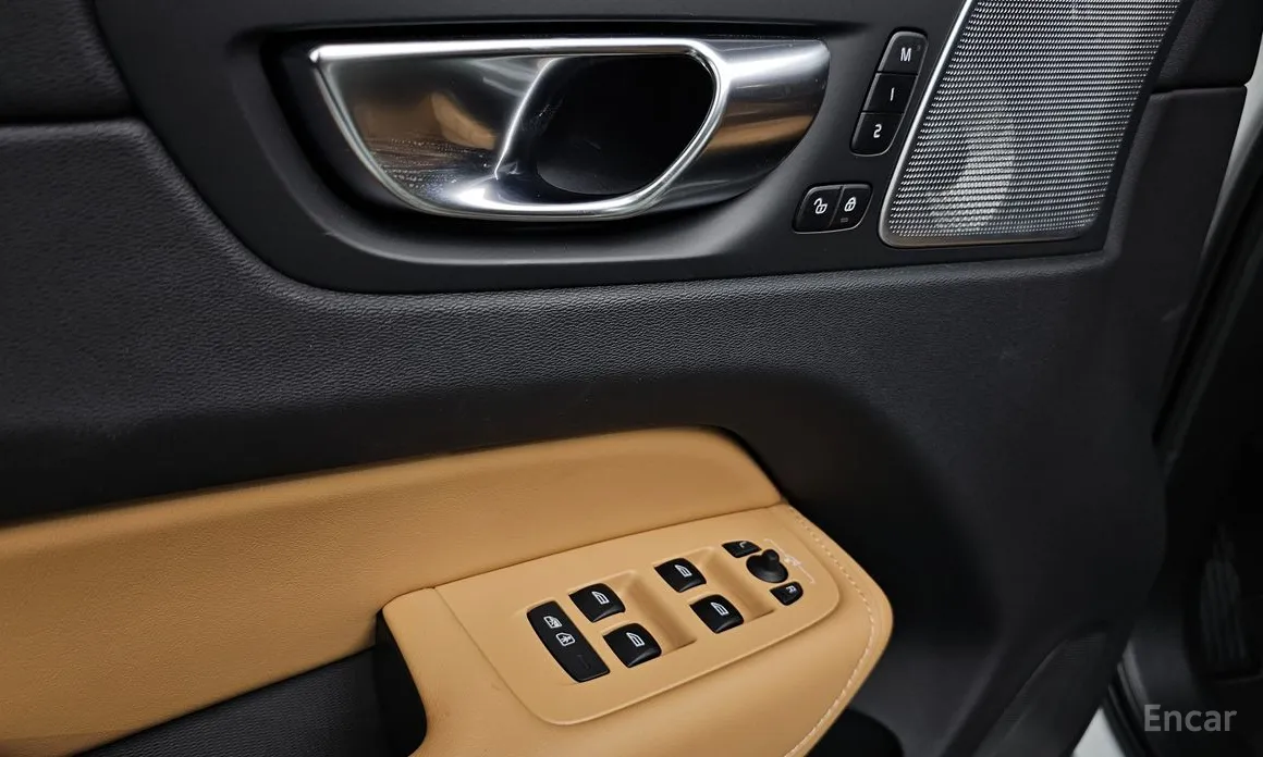 Фото 17 - Volvo XC60
