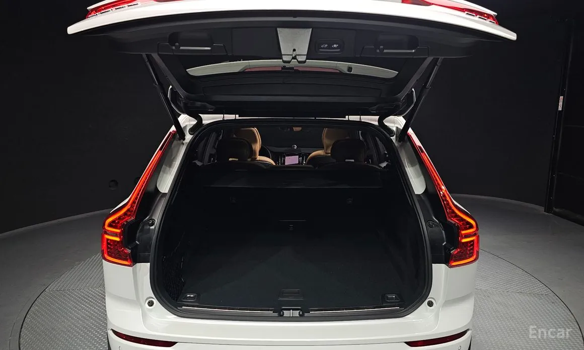 Фото 20 - Volvo XC60