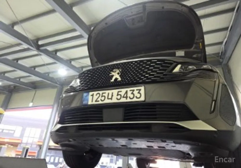 Фото 1 - Peugeot 5008