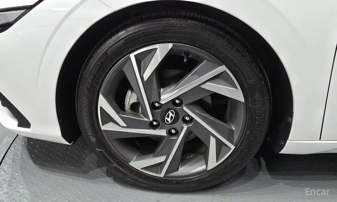 Фото 5 - Hyundai Avante