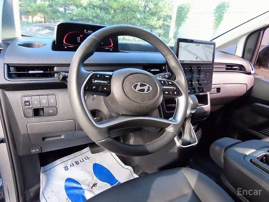 Фото 8 - Hyundai Staria