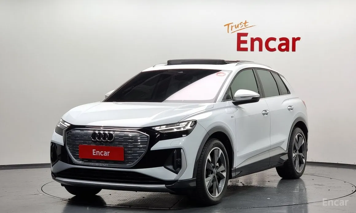 Фото 1 - Audi Q4 e-tron