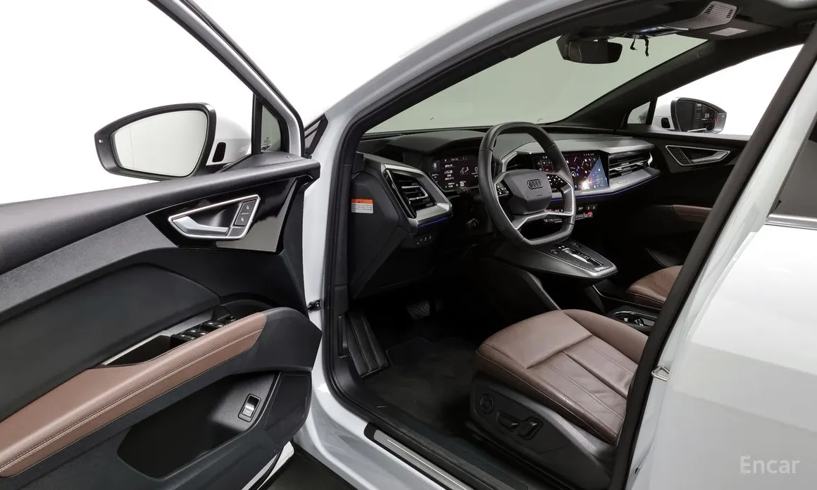 Фото 10 - Audi Q4 e-tron