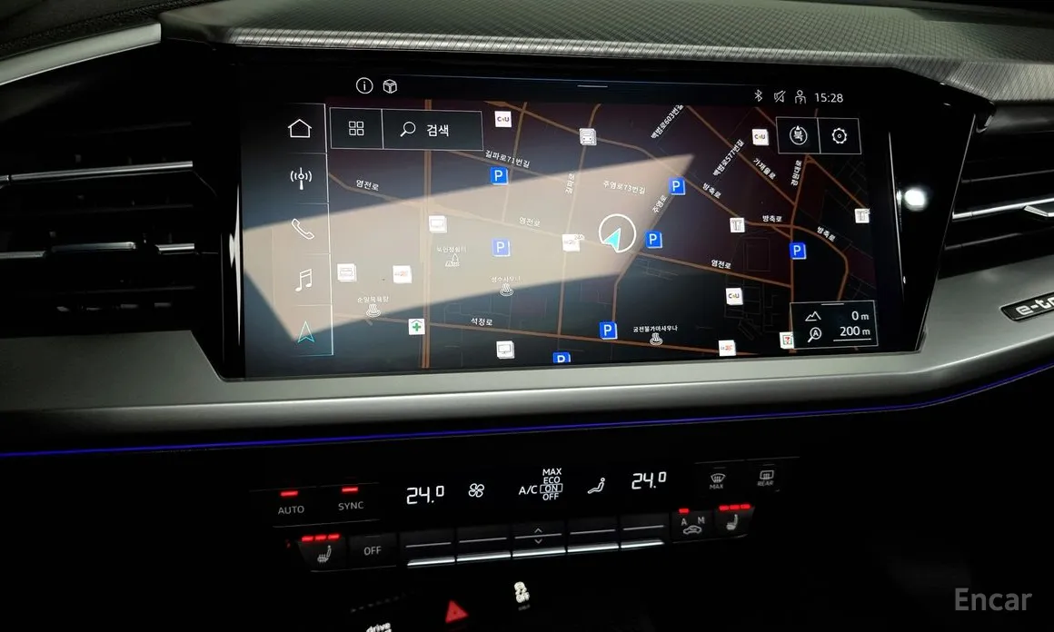 Фото 14 - Audi Q4 e-tron