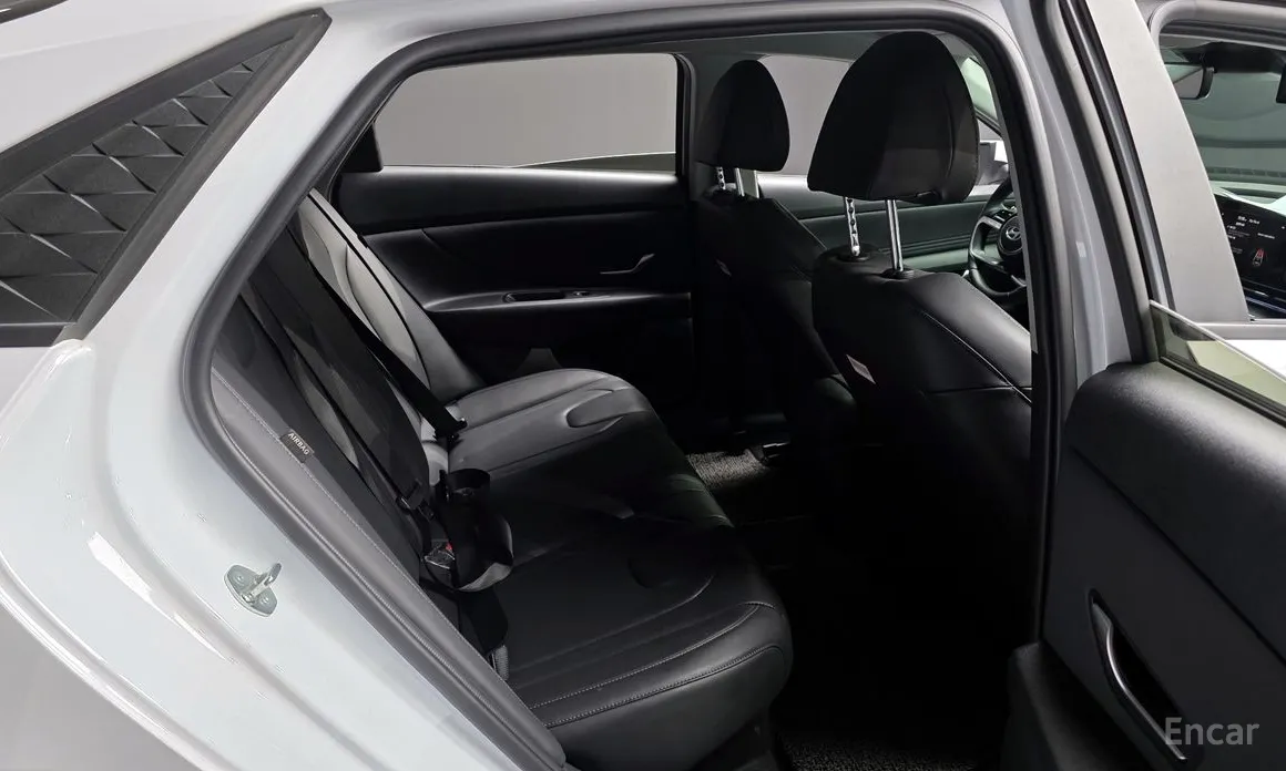 Фото 12 - Hyundai Avante