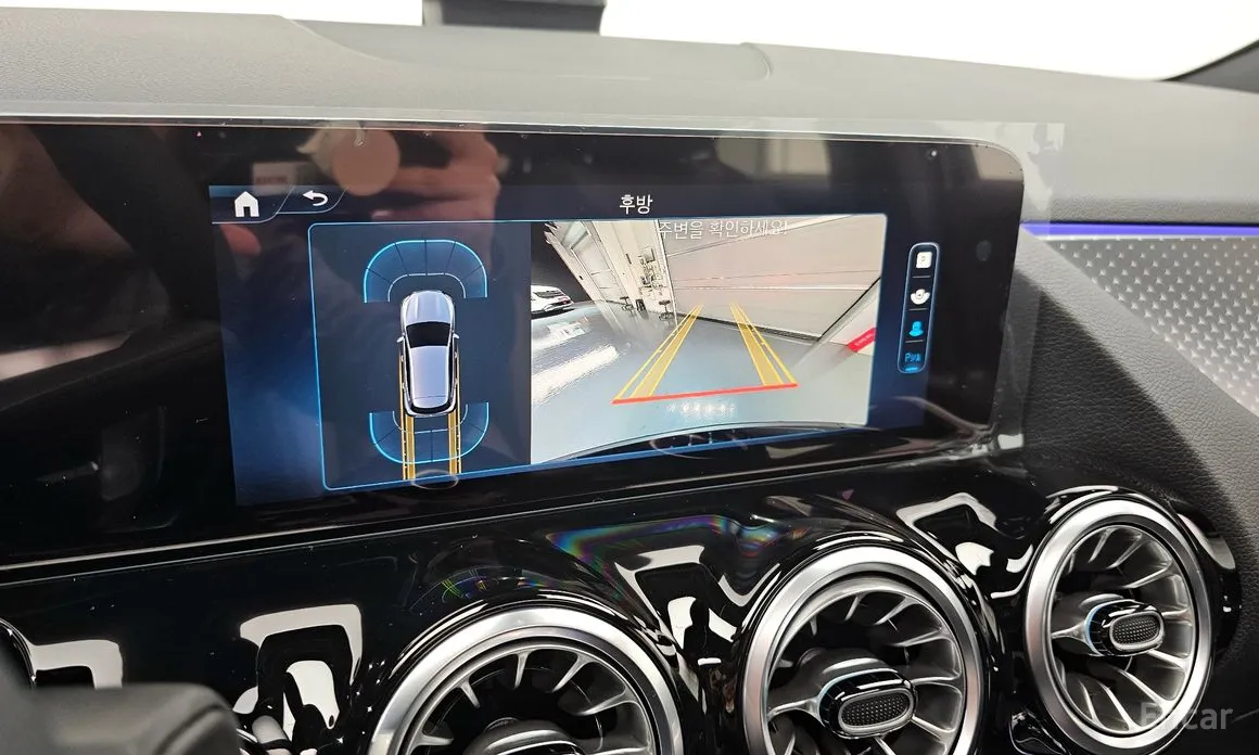 Фото 16 - Mercedes-Benz GLA-Class