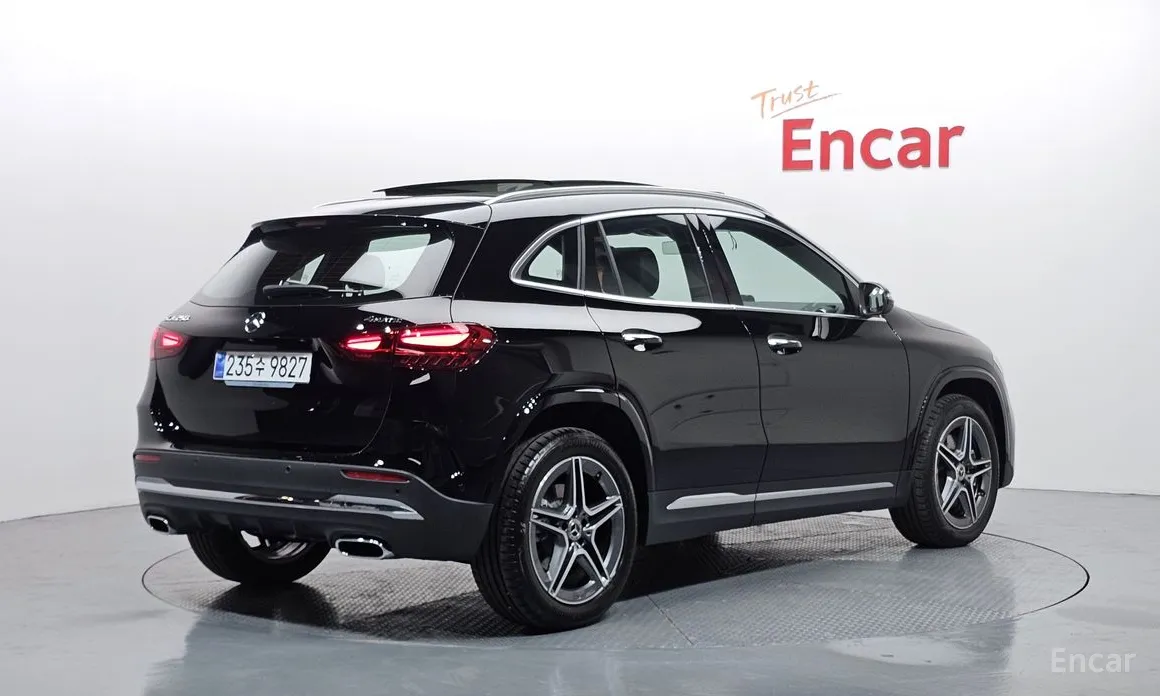 Фото 2 - Mercedes-Benz GLA-Class