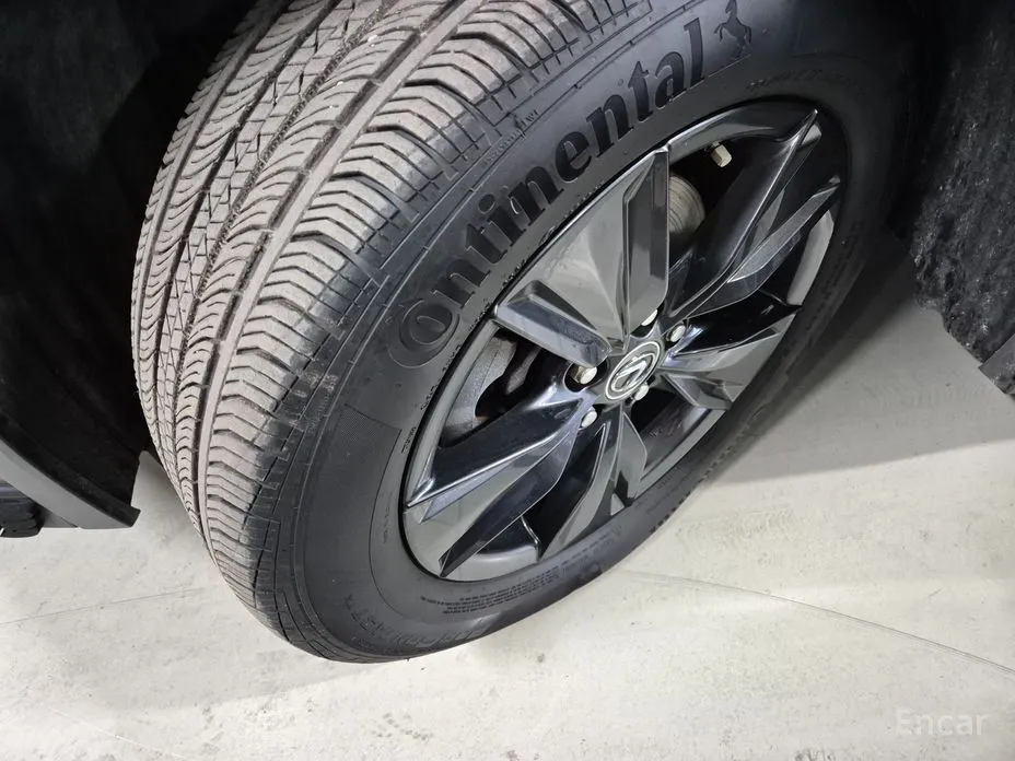 Фото 5 - Lexus UX