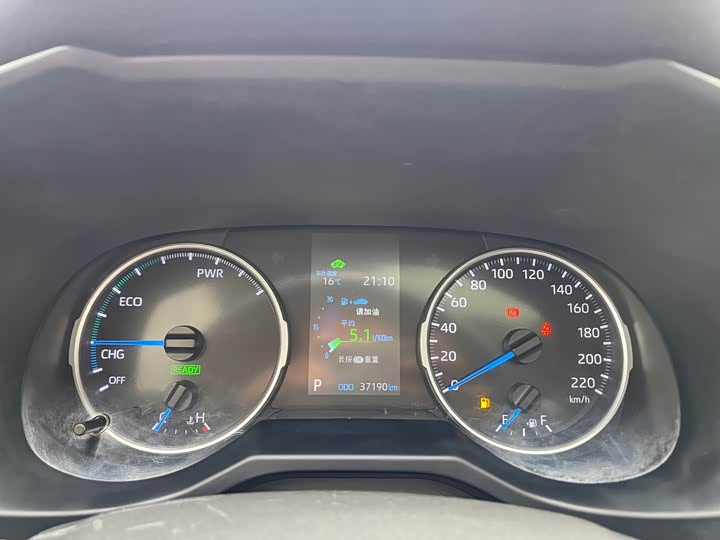 Фото 24 - Toyota Wildlander