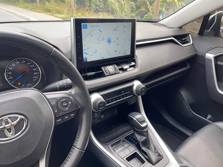 Фото 25 - Toyota Wildlander