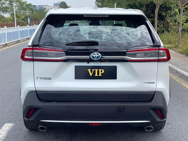 Фото 5 - Toyota Wildlander