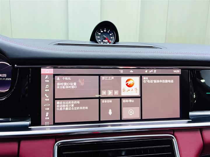 Фото 13 - Porsche Panamera