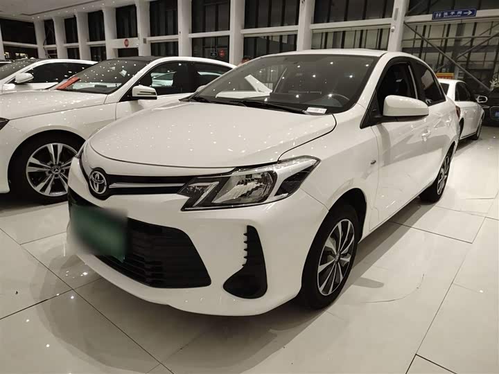 Фото 1 - Toyota Vios