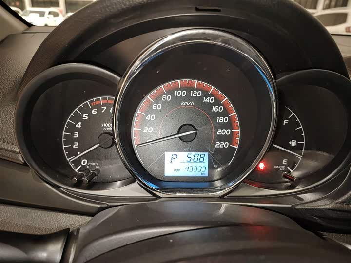 Фото 12 - Toyota Vios